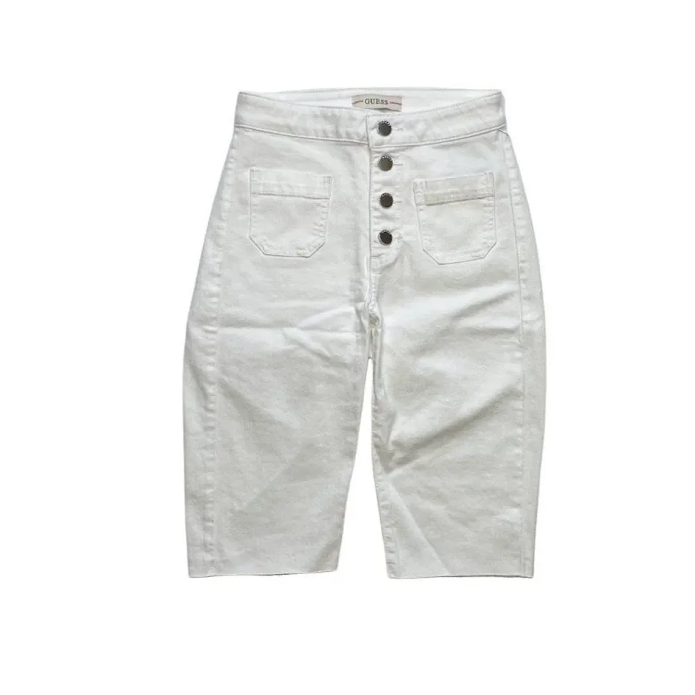 GUESS Bermuda Jean Shorts 25 White Women's Stretch Cut Off NEW‎